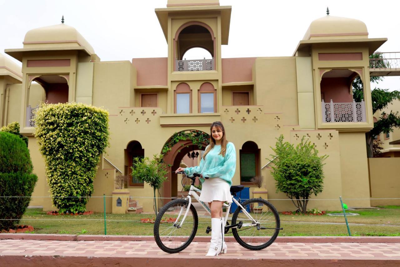 Heritage Village Resort&Spa Manesar-Gurgaon Exteriör bild
